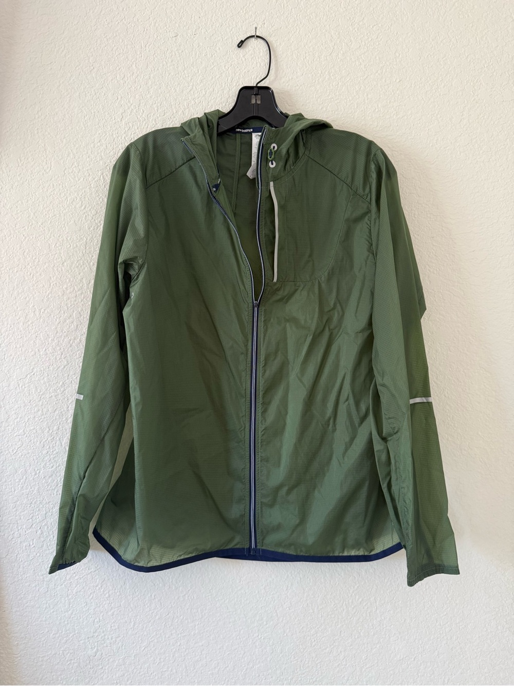 New Balance Lightweight Olive Green Hooded Windbreaker Jacket